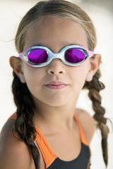 ARENA Spider Junior mirrored lens detail reducing glare for bright pools