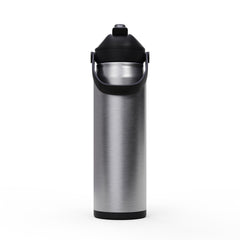 CamelBak Thrive straw closeup with dust cover protecting the mouthpiece for clean sipping