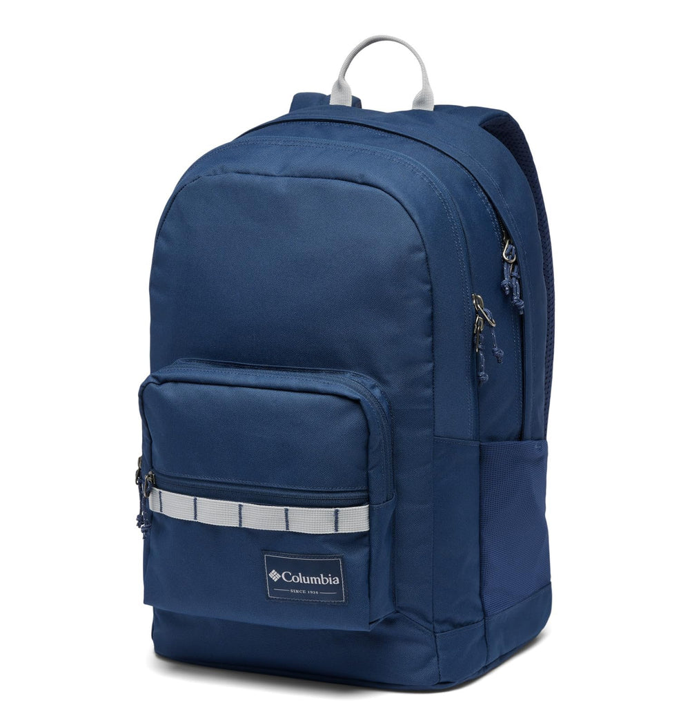Columbia front view showing zip compartments and streamlined shape for organized carrying