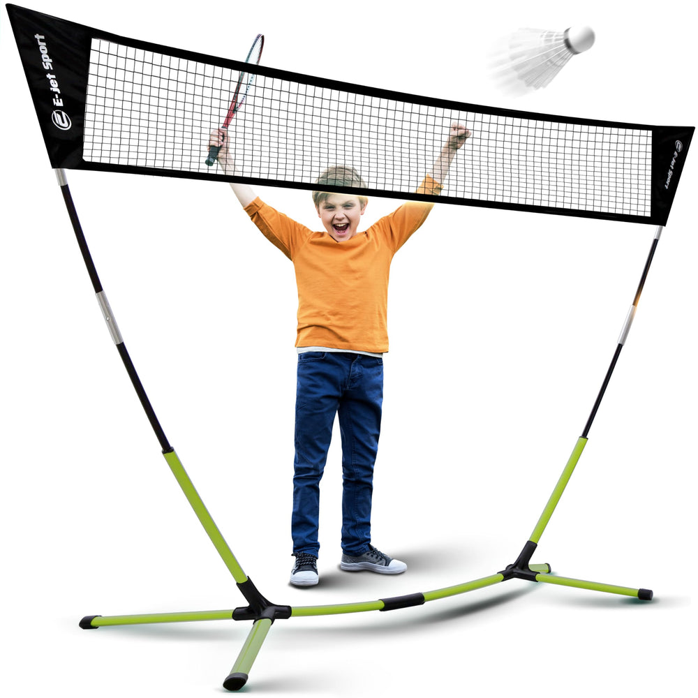 E-Jet front view of assembled net showing compact freestanding design and easy setup