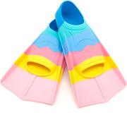 Fadgesy front view showing the short silicone fins and compact design for easy travel