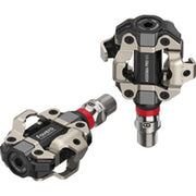 FAVERO Assioma PRO MX-2 front view showing pedal shape and aerodynamic benefits