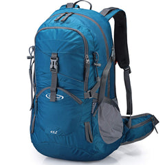 G4Free front view of 45L backpack showing pockets and zippers for organized packing