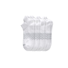 Hanes seamless toe detail reducing irritation and friction