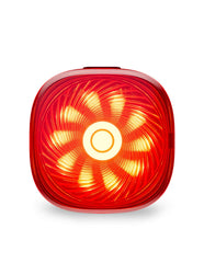 iGPSPORT TL50 front view showing wide 280° lens and roadway visibility benefit