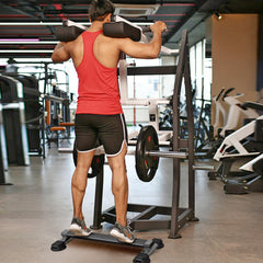 Kipika close-up of elliptical tubing highlighting durable steel finish and comfortable foot contact