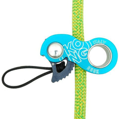 Kong Italy Duck ergonomic handle detail, enabling quick one-hand operation