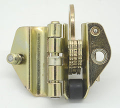 Lanyarco closeup of gripping teeth and mechanism emphasizing reliable rope engagement and safety
