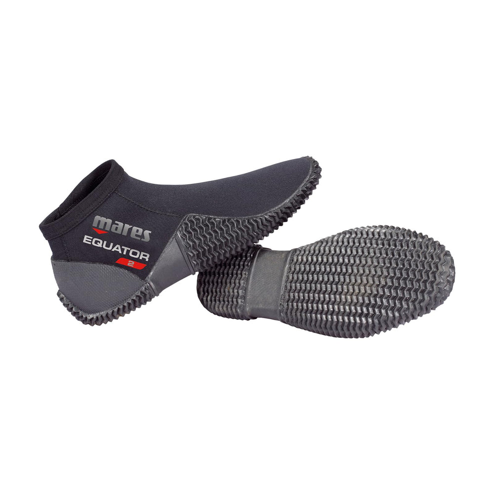 Mares Equator ankle boot front view showing compact profile and travel-friendly design