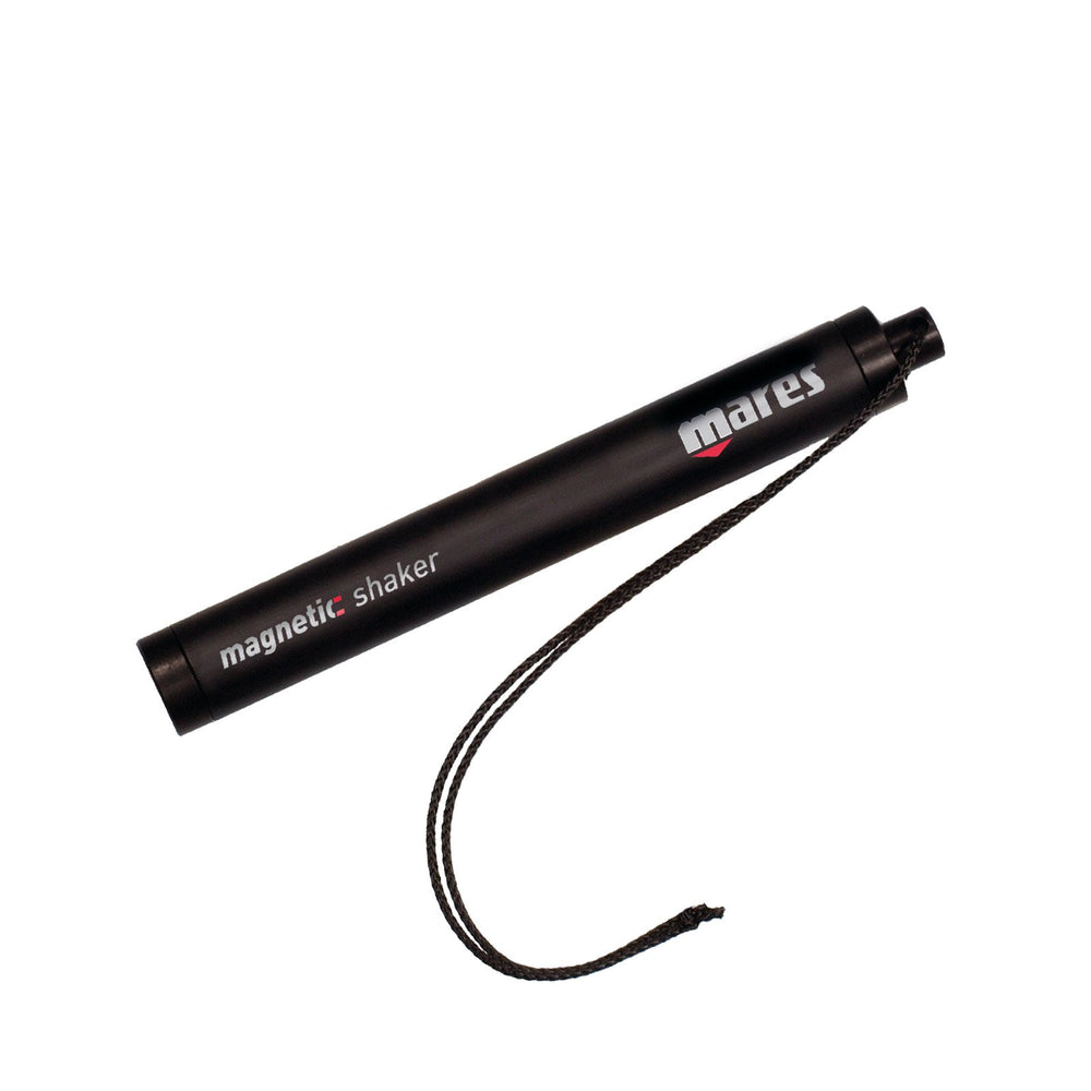Mares magnetic shaker clipped to BCD shoulder for quick audible signaling