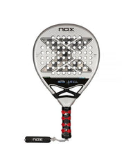 NOX AT10 close-up of 18K aluminized carbon face offering crisp shot response