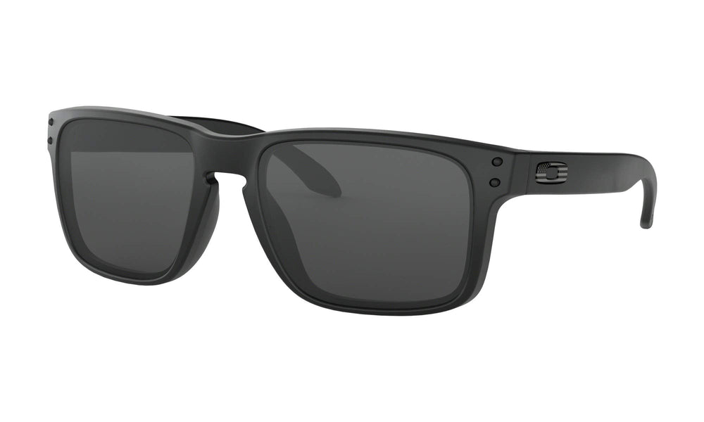 Oakley Holbrook front view showing frame shape and style benefit clarity