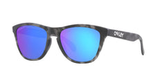 Oakley side profile highlighting temple design and secure comfort