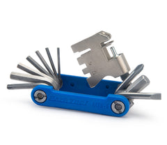 Park Tool front packaging view showing compact blue multi-tool and quick identification benefit