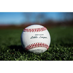 Rawlings full-grain leather texture close-up for durable surface benefit