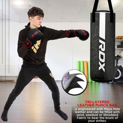 RDX Kara reinforced straps and swivel hook demonstrating stable hanging