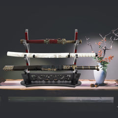 Saihisday stand holding katana wakizashi and tanto to showcase multi-sword display benefit