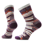 Smartwool front view of ash mid crew socks showing design and fit benefits