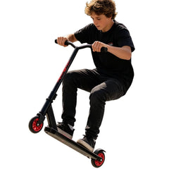SZCQ red scooter front profile showing stance and stability
