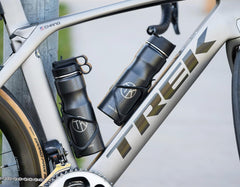 Travel Kuppe close-up of hammertone finish highlighting scratch resistance
