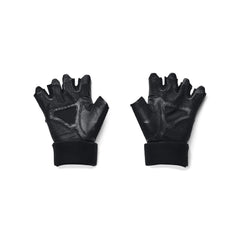 Under Armour close-up of leather palm and adjustable strap for improved grip and stability
