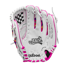 Wilson A440 Flash pocket close-up showing rolled welting for consistent catches benefit