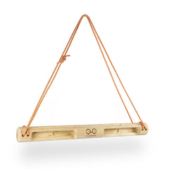 YY Vertical close-up of wood texture and grip comfort for skin-friendly holds
