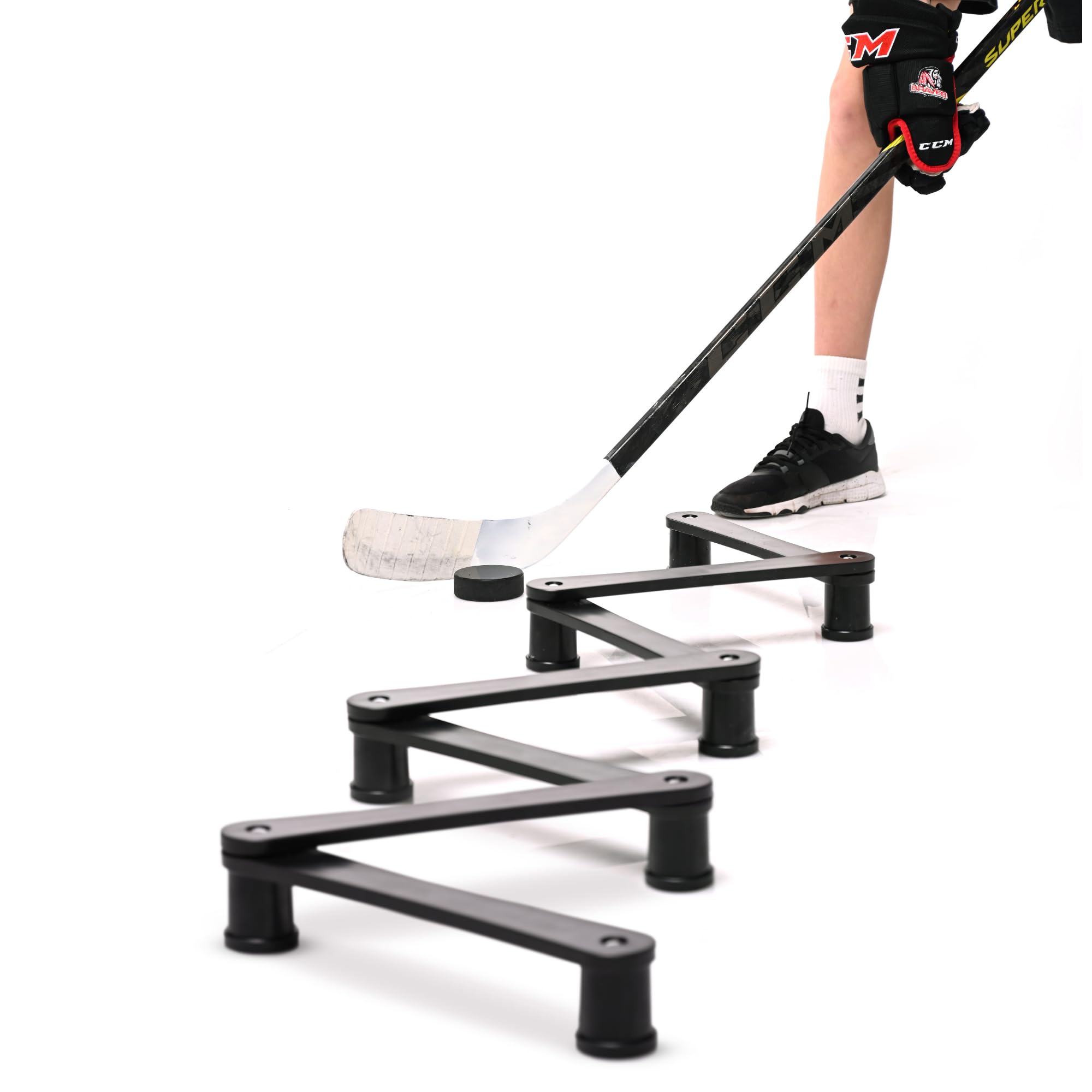 ACE HOCKEY Snake 7 folded compact for transport and quick storage between sessions