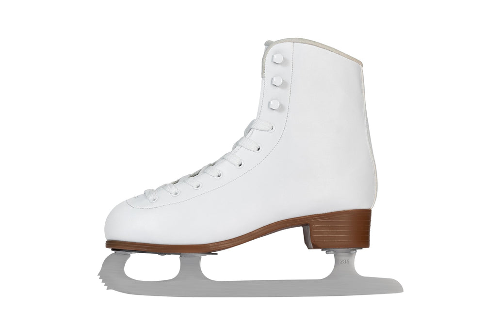 AhmyLion skates in use on ice illustrating performance during practice sessions benefit
