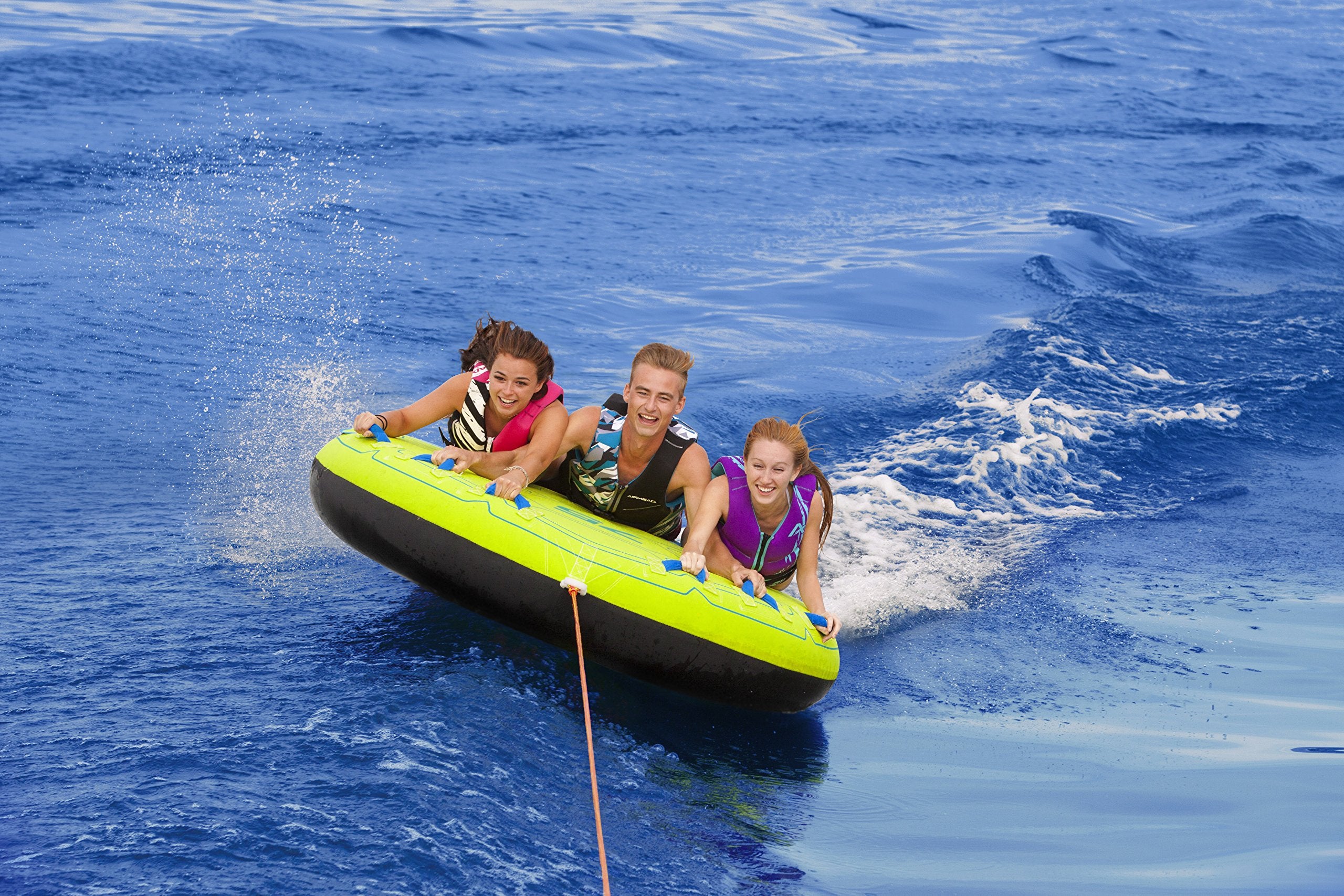 AIRHEAD Kwik‑Connect tow point close shot enabling fast, secure boat hookups