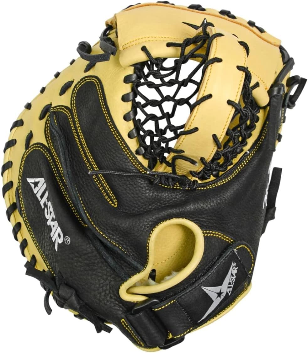 All-Star Keyhole mitt pocket close-up highlighting keyhole trap for consistent pocket control