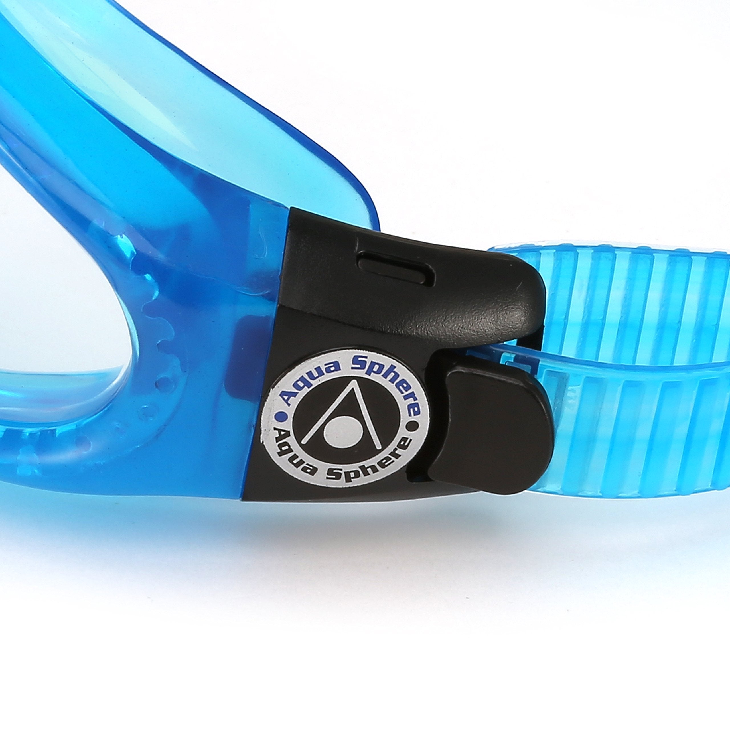 Aqua Sphere Kaiman silicone seal closeup showing watertight comfort