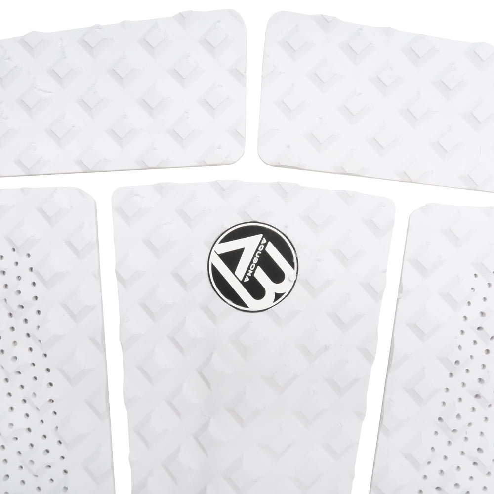 AQUBONA pad beside ruler showing dimensions and lightweight portability