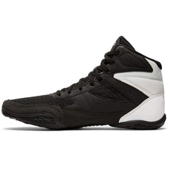 ASICS Matflex 6 GS front profile showing slim fit and neutral black silver design for stability