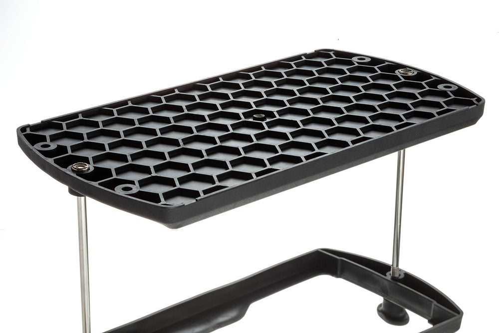 attwood 9095-5 close-up of adjustable stainless crossbar demonstrating secure hold