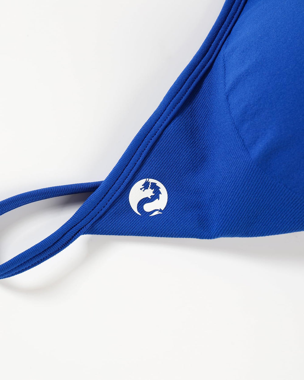 AUROLA size scale comparison showing proportions and true-to-size guidance
