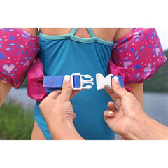 Bestway Puddle Jumper on child in pool demonstrating buoyancy and freedom to swim