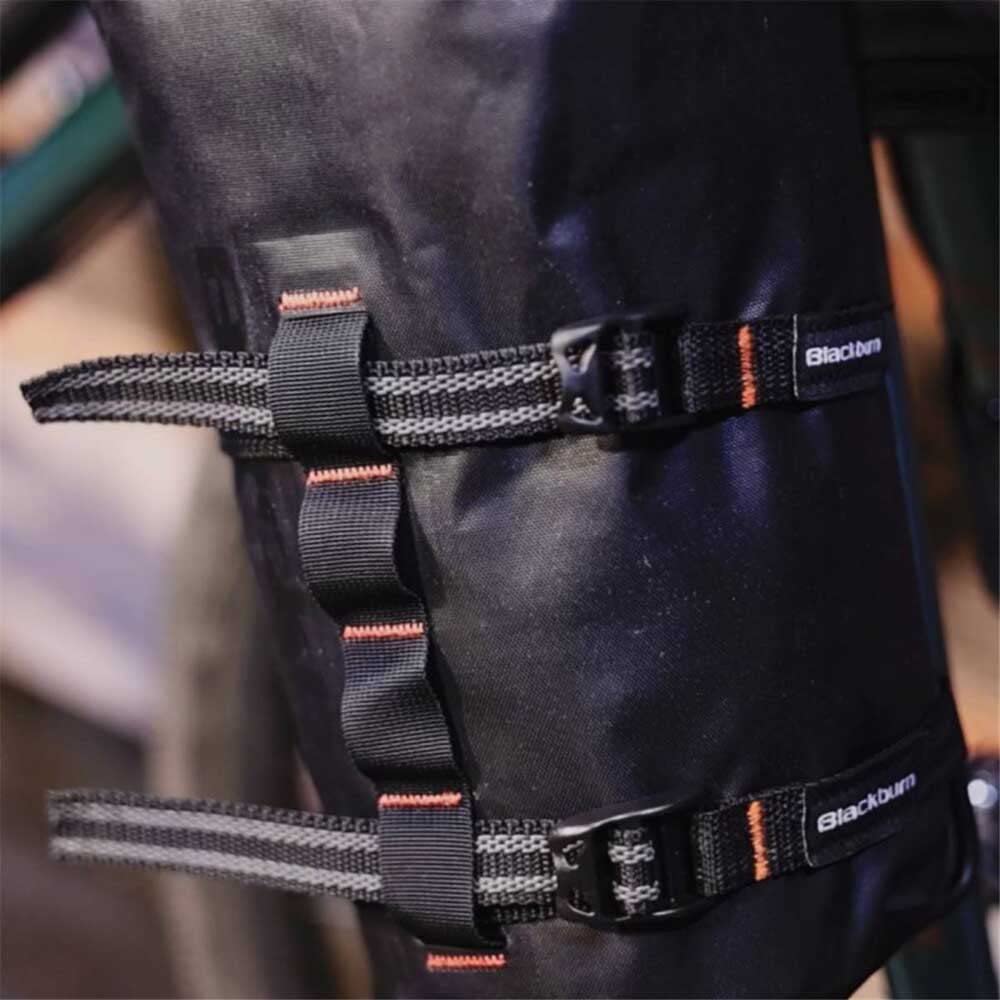 Blackburn Outpost Elite interior with adjustable padded dividers for organized packing