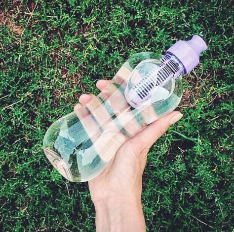bobble two-pack staged on picnic blanket, sustainable refill option for outings