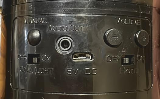 Bridge Cutters next to ruler showing compact size and space-saving benefit