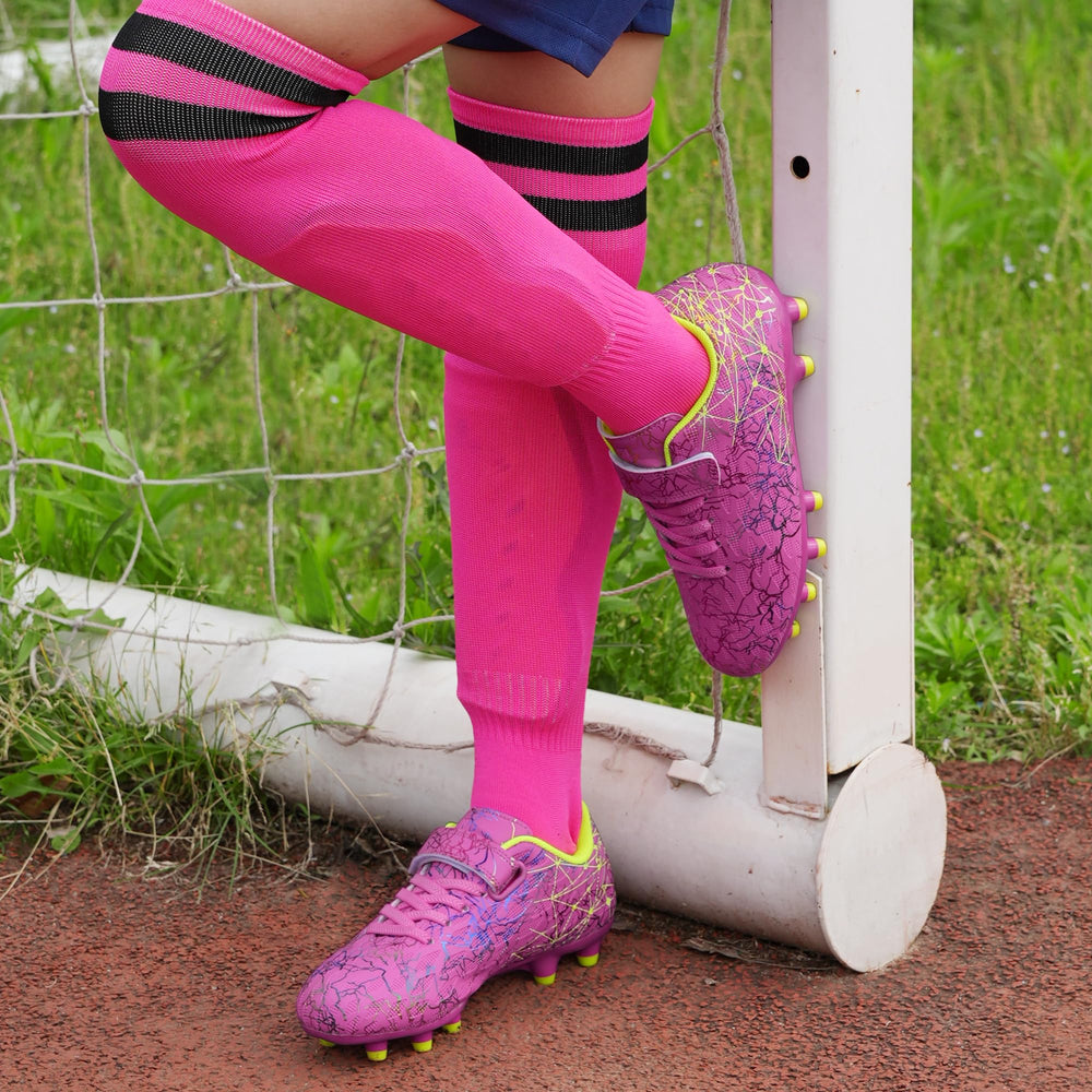 brooman side profile cleat highlights supportive heel and comfort