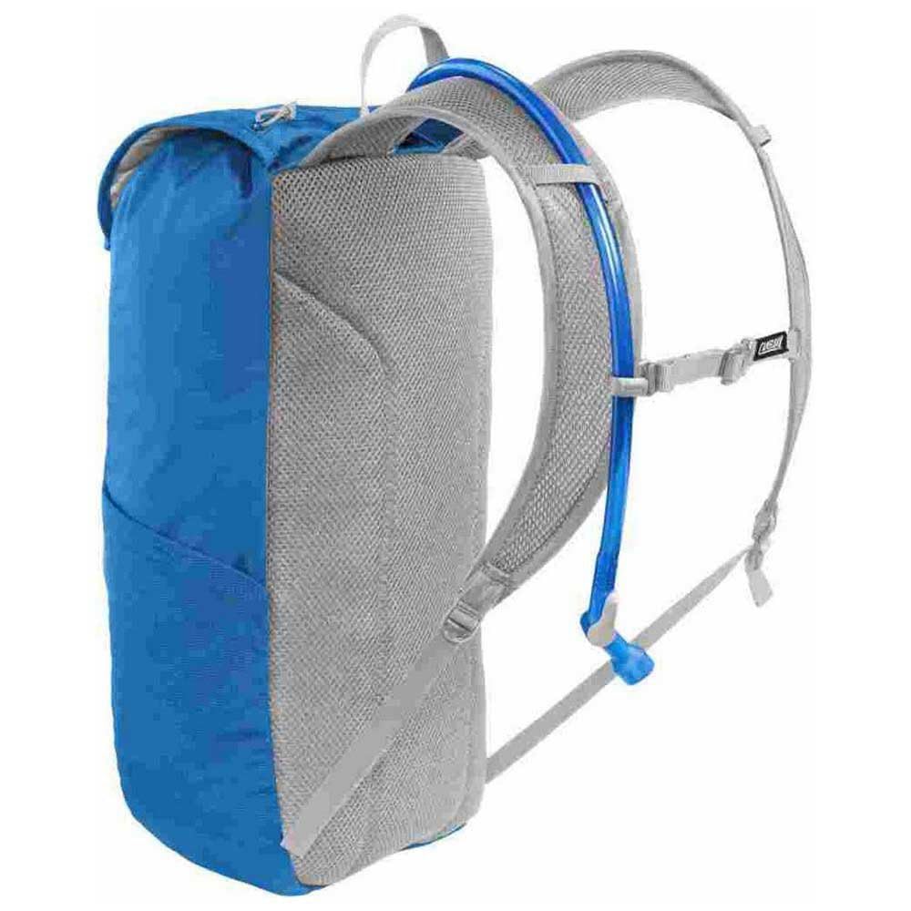 CamelBak 3D Vent Mesh harness detail showing breathability and comfort benefit