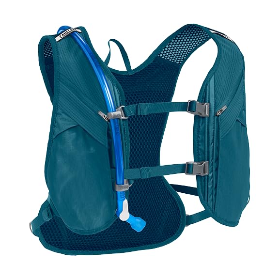 CamelBak close-up of 3D Grid Mesh harness providing breathable airflow