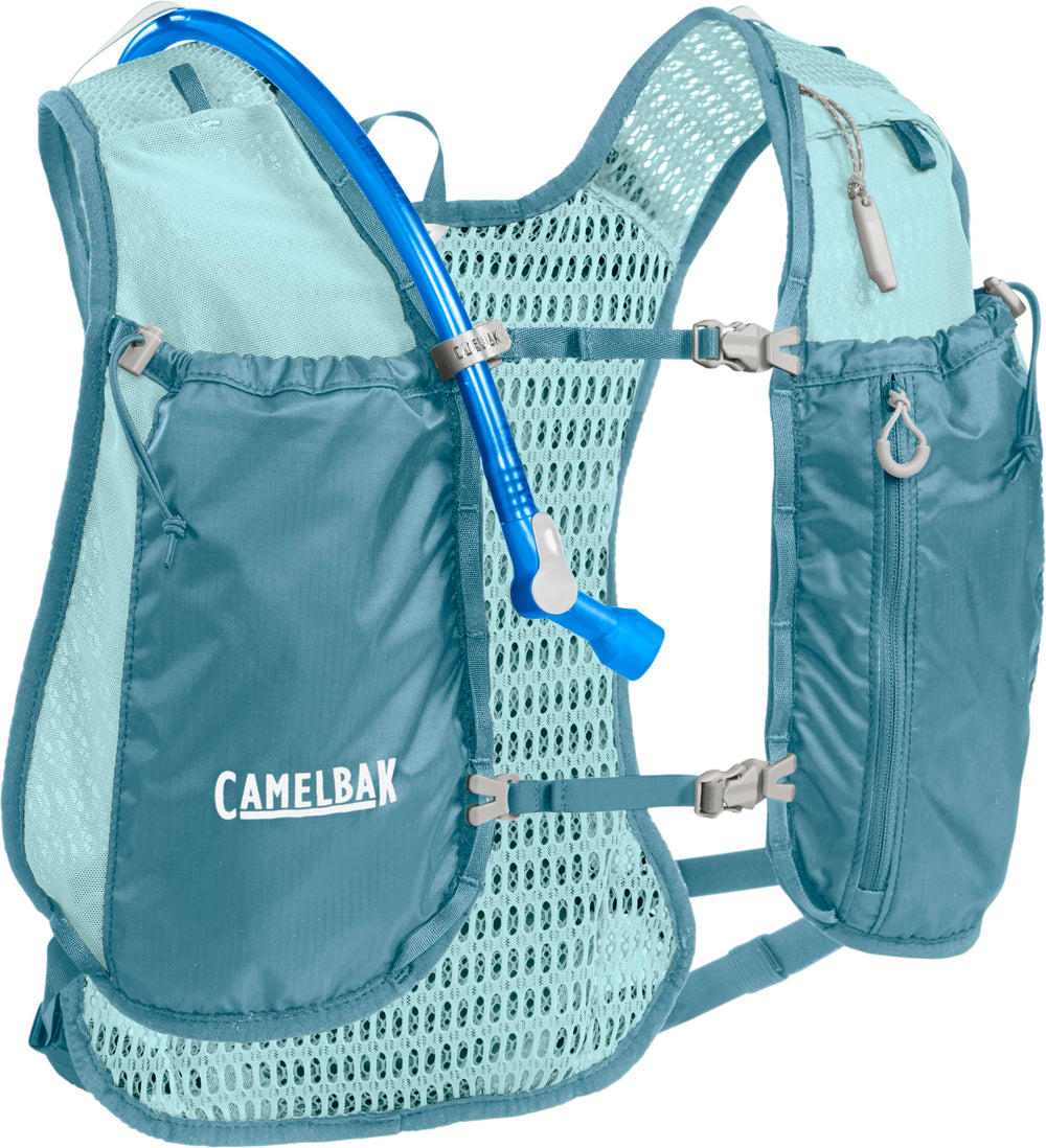 CamelBak close-up of 3D Vent Mesh detail for cooling benefit