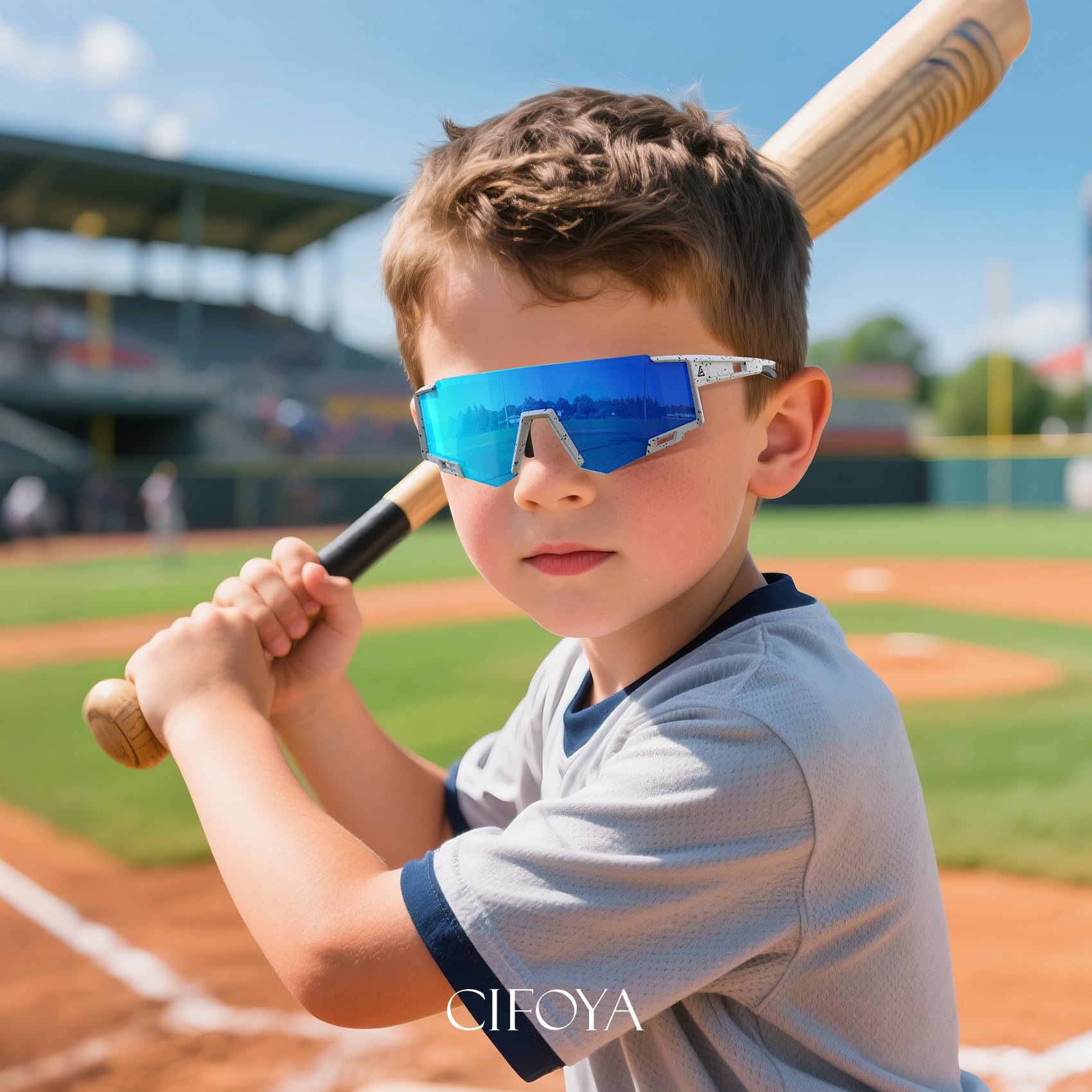 CIFOYA side profile highlighting flexible elastic frame for secure wear