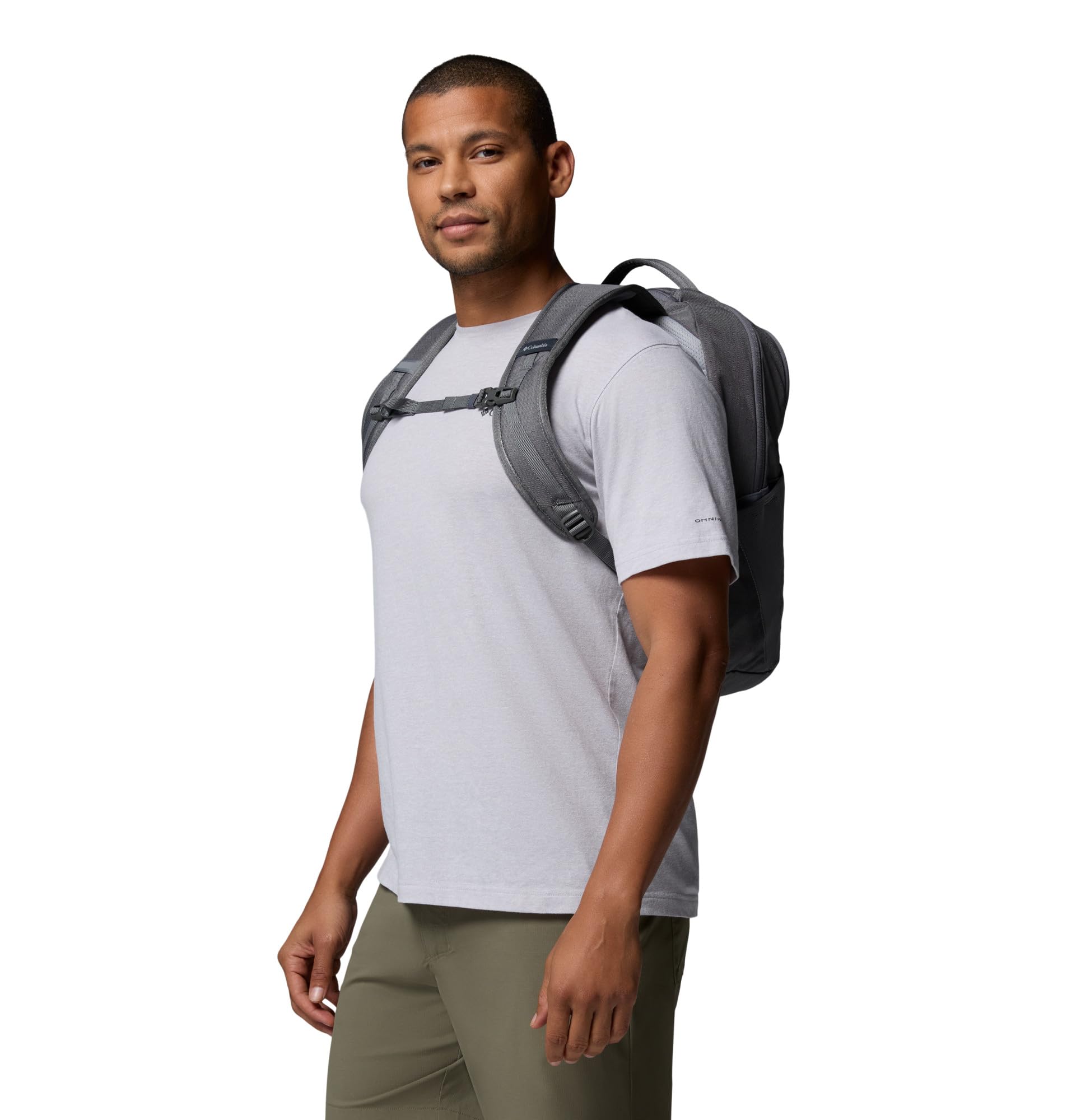 Columbia side pocket with water bottle for quick hydration on the go