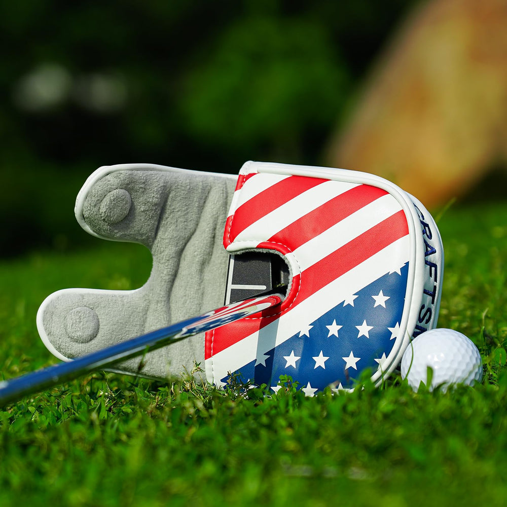 CRAFTSMAN GOLF magnetic closure close-up for fast secure access
