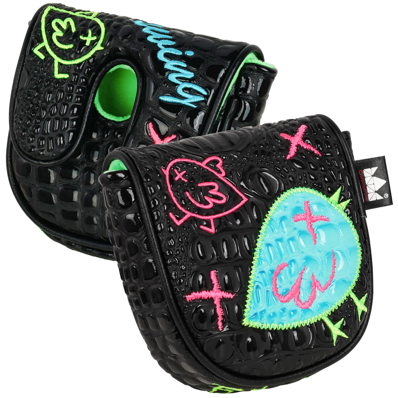 CRAFTSMAN GOLF on golf bag lifestyle shot showing practical use