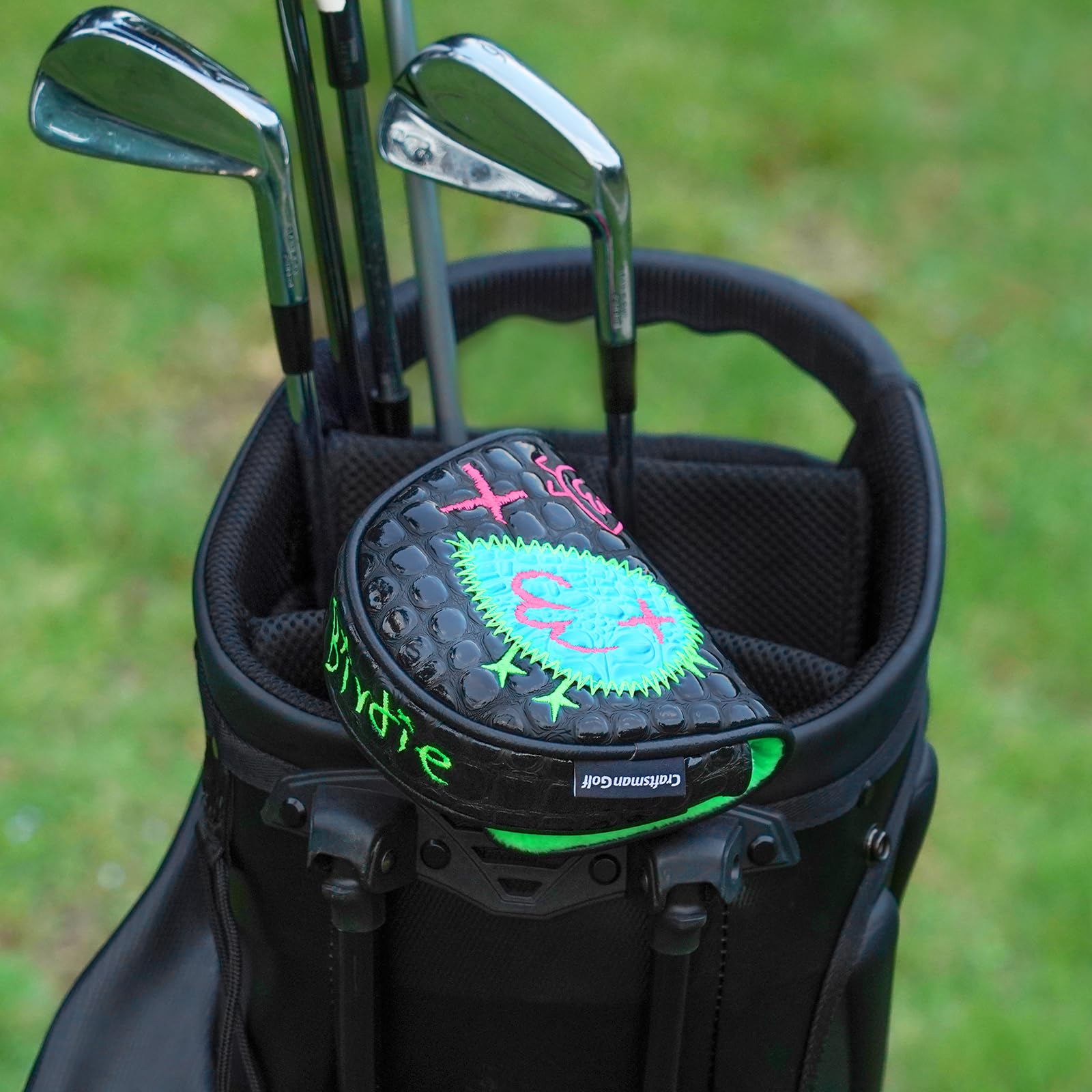 CRAFTSMAN GOLF magnetic closure detail for secure, easy on-off benefit