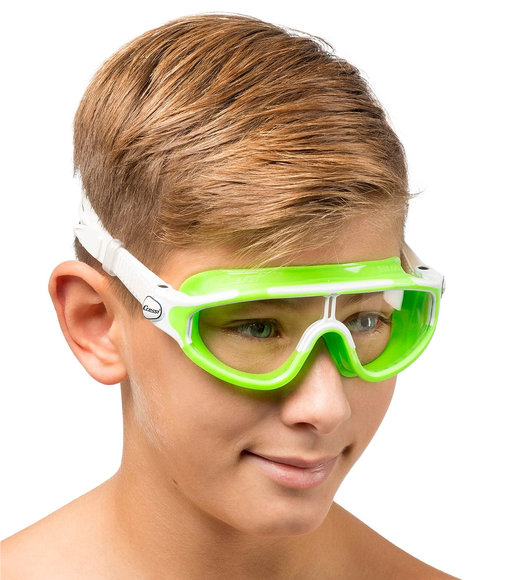 CRESSI Baloo worn by child demonstrating secure fit and wide field of vision